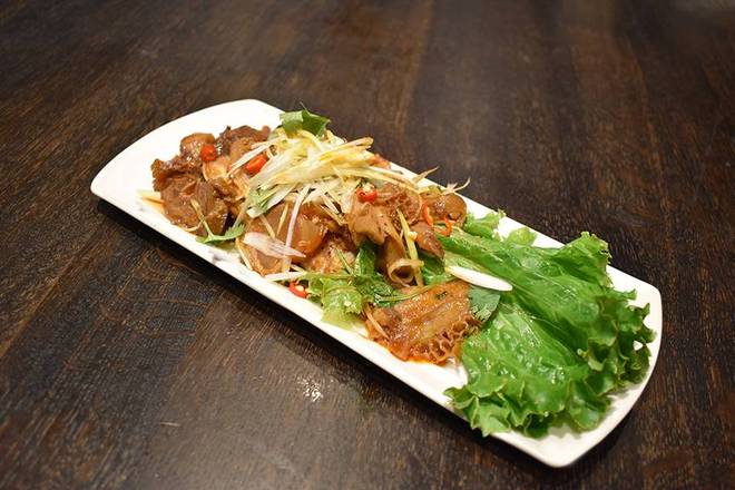Beef & Organs in Chili Sauce 什錦牛雜